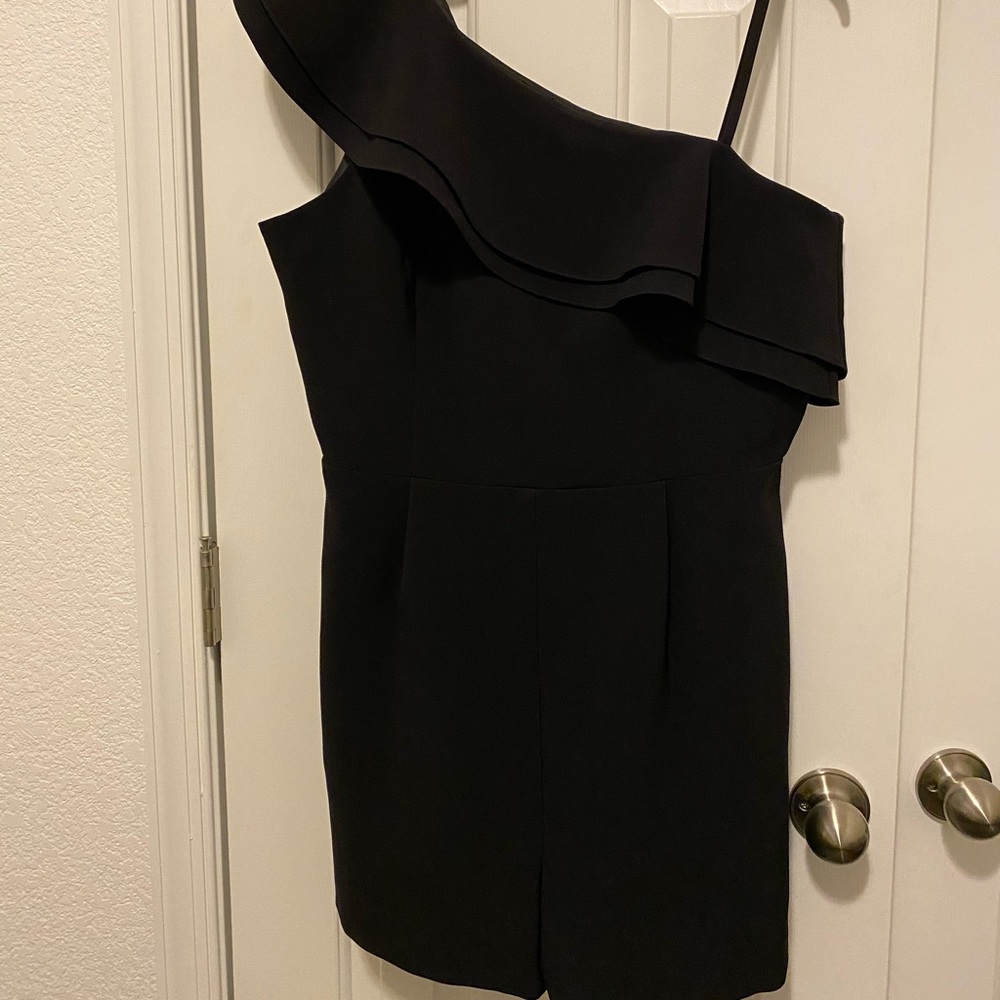 One shoulder romper